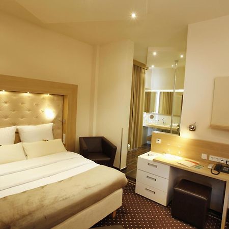 Hotel Villa Will Altwarmbuchen Habitación foto