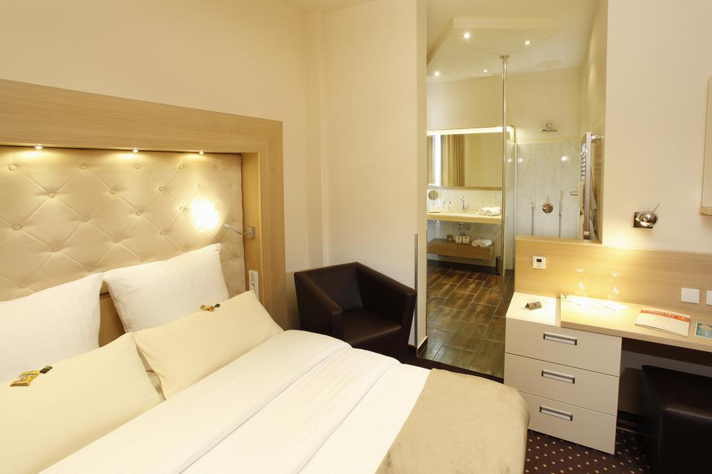 Hotel Villa Will Altwarmbuchen Habitación foto