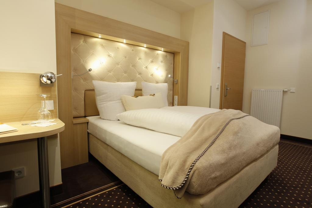 Hotel Villa Will Altwarmbuchen Habitación foto